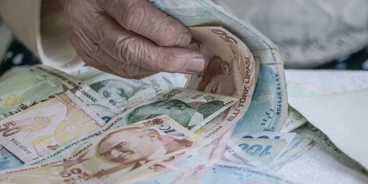 emekliye tum hesaplari yeniden yaptiracak kurala dikkat AxET6s9b