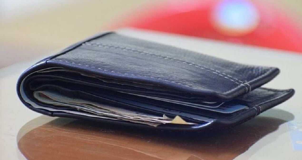 ogrenciyken kaybettigi cuzdani 51 yil sonra buldu jPUXO7xs