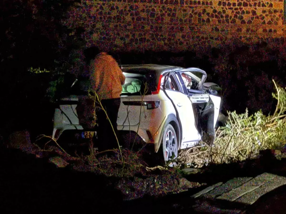 diyarbakirda uyusturucu surucusu kazaya neden oldu sWFACRSL.jpg