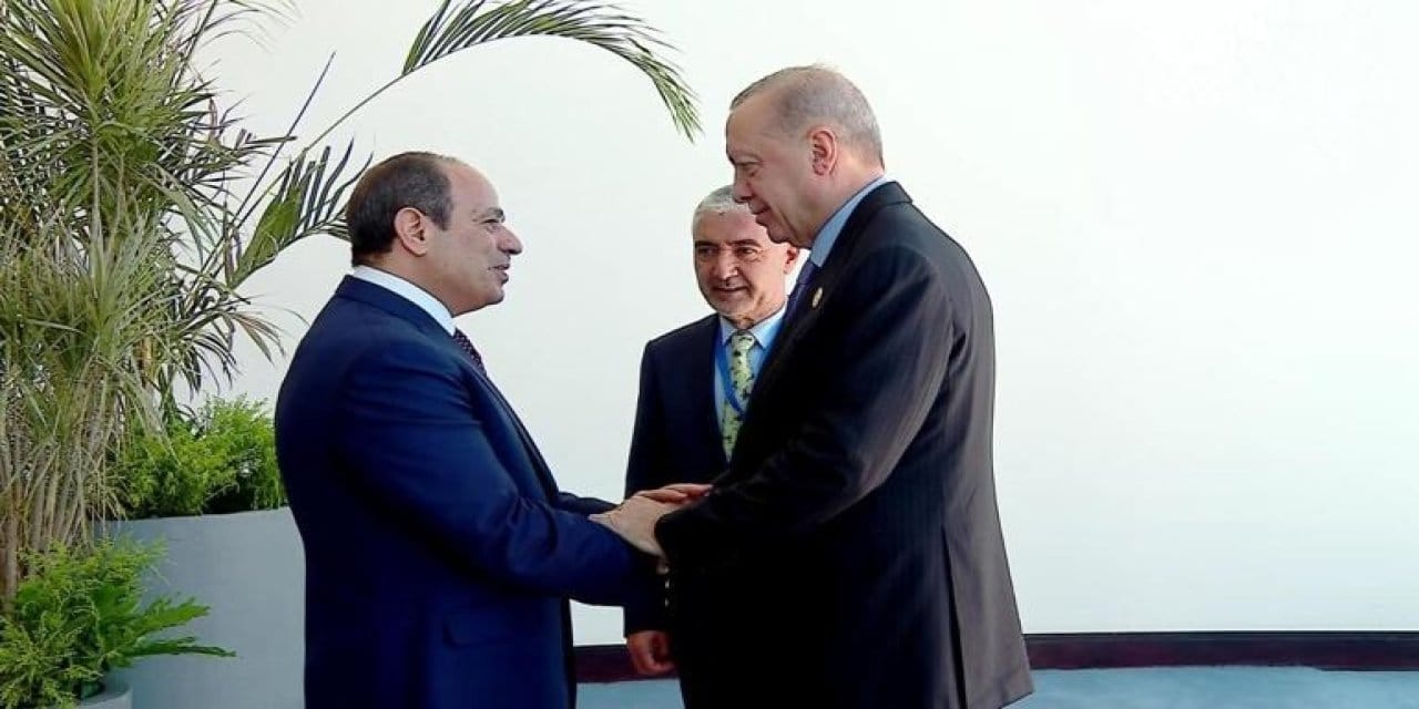 erdogan misirda sisi karsiladi htU6P7mT.jpg