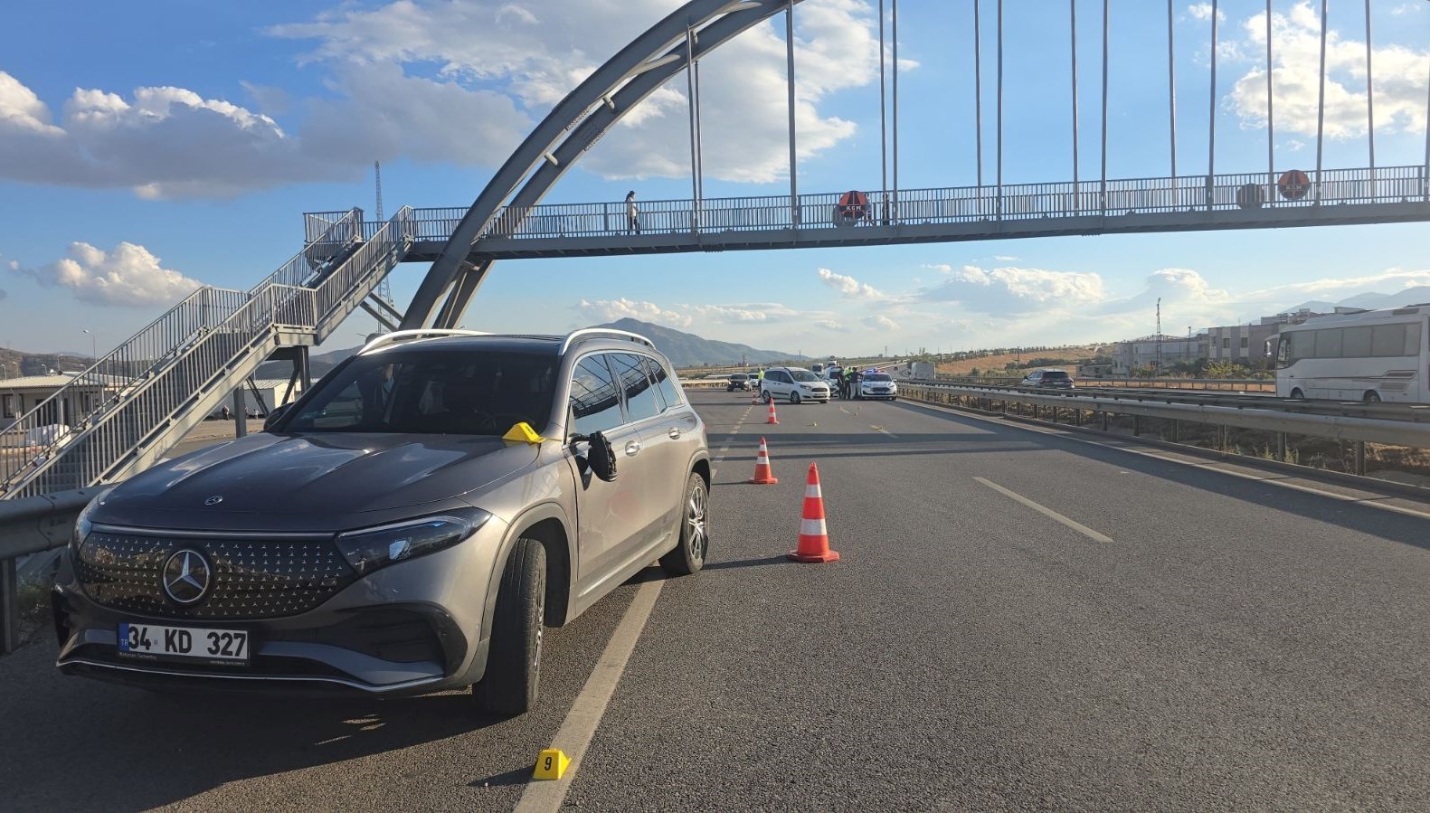 gaziantepte otomobil cocuga carpti SqD9Zkhr.jpg