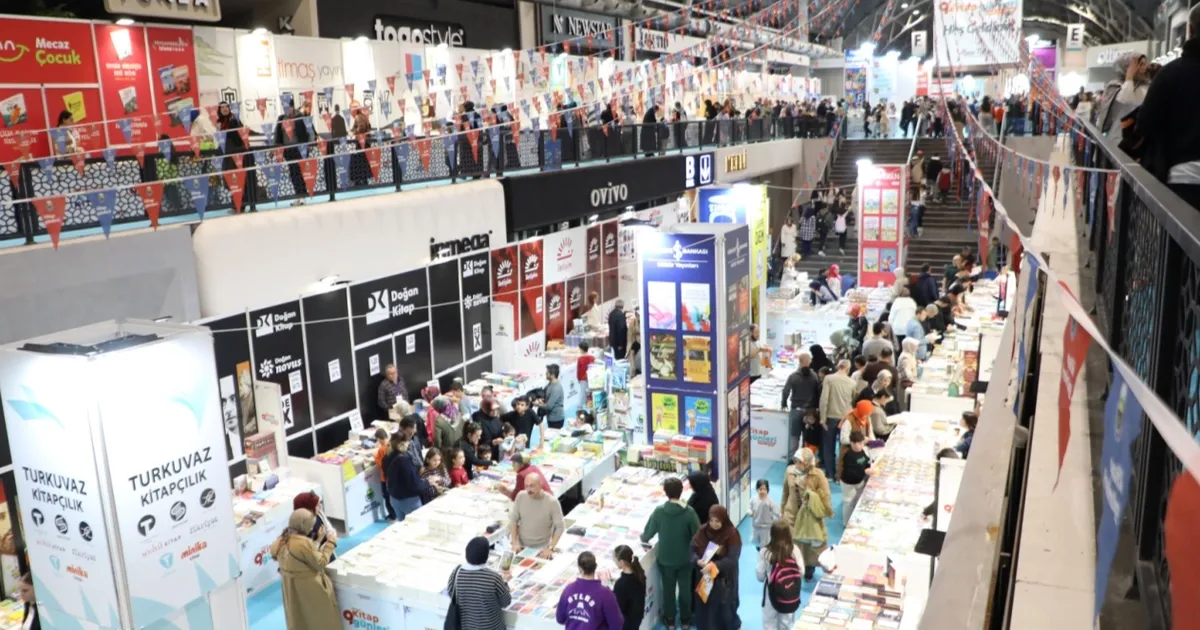 bursa inegol kitap gunleri hafta sonu konuklarini bekliyor SeYx45HU.webp