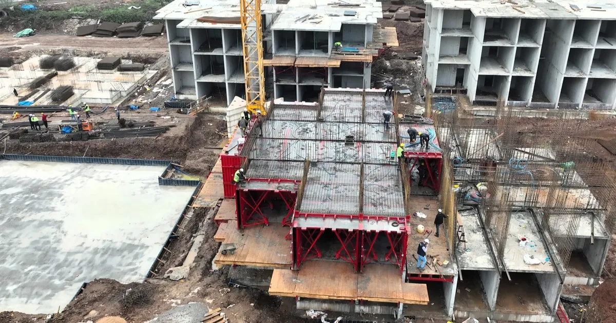 kartepe kent konut evlerinde yogun tempo kVRyPvJl.webp