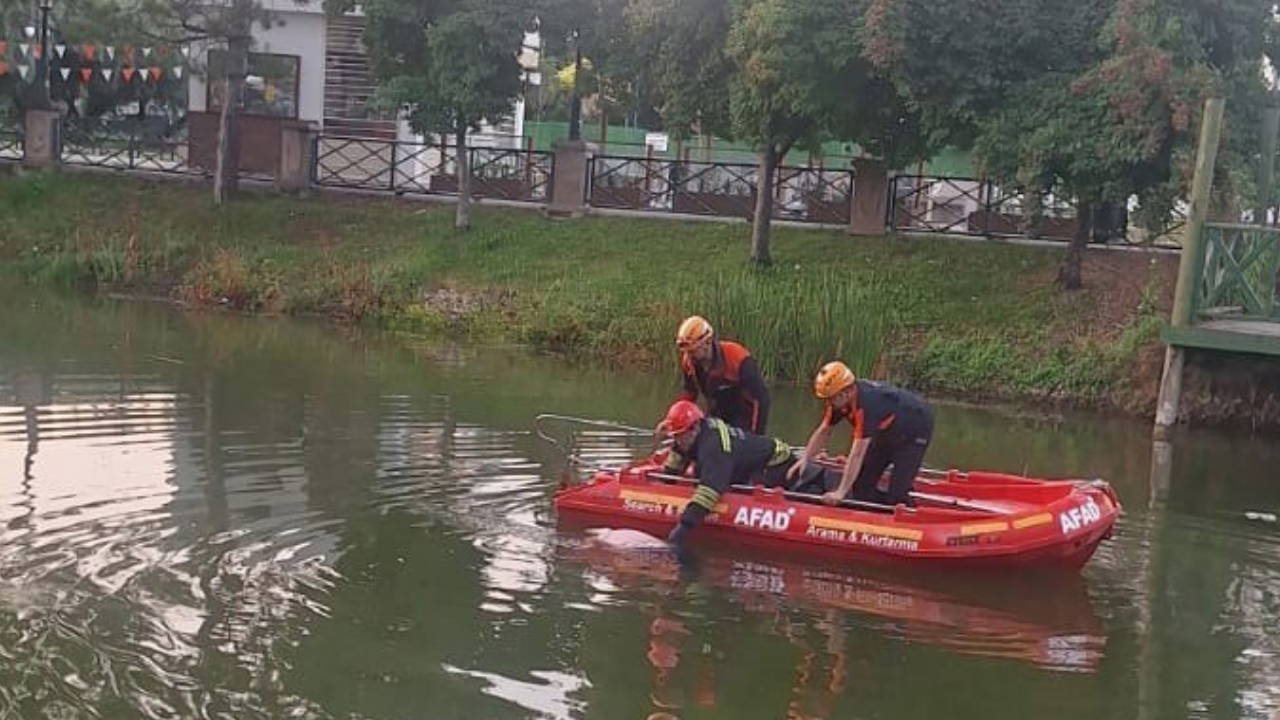 Kayip olarak araniyordu porsuk cayinda cansiz bedeni bulundu AvWSyM15